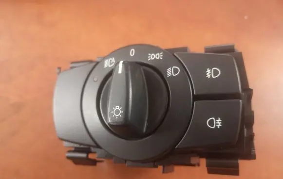 BMW 5 E60 E61 Light switch 6932796