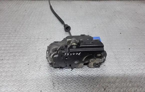 Skoda Fabia Mk1 (6Y) Front door lock