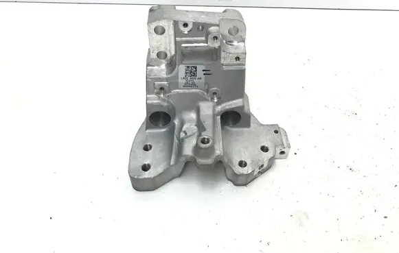 Jaguar E-Pace Engine mounting bracket L8D26030AB