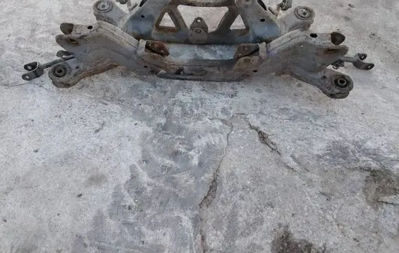 Rear axle beam