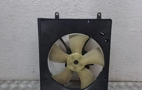 Mitsubishi Space Wagon Electric radiator cooling fan 4993003051