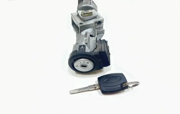 Ford Focus C-MAX Ignition lock 3M513F880AA