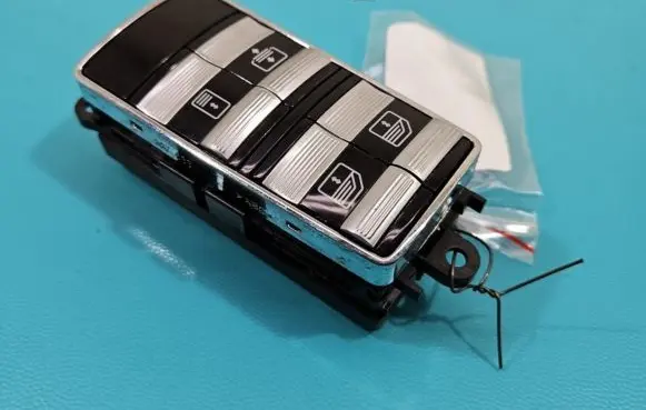Mercedes-Benz S W221 Electric window control switch A2218214551 IMPRK1363608