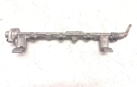 Ford Focus Fuel main line pipe 9D280 9H487