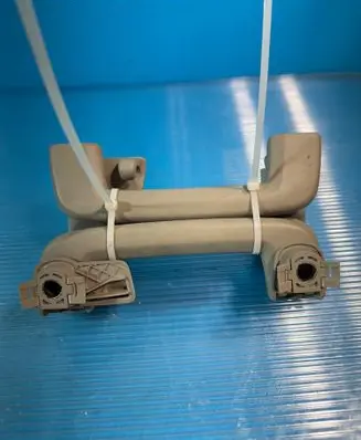 Volvo V50 A set of handles for the ceiling 