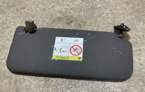 Volvo EX30 Sun visor 