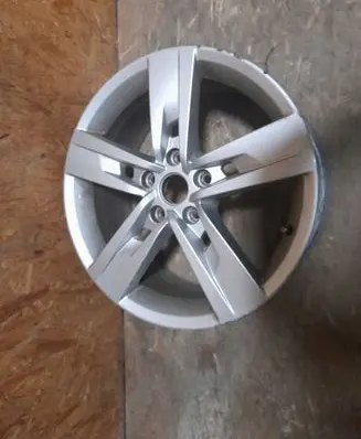 Seat Leon (5F) R17 alloy rim 5F0601025T