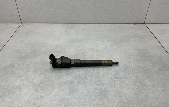 Nissan X-Trail T32 Fuel injector HMLGT1205R 0445110546