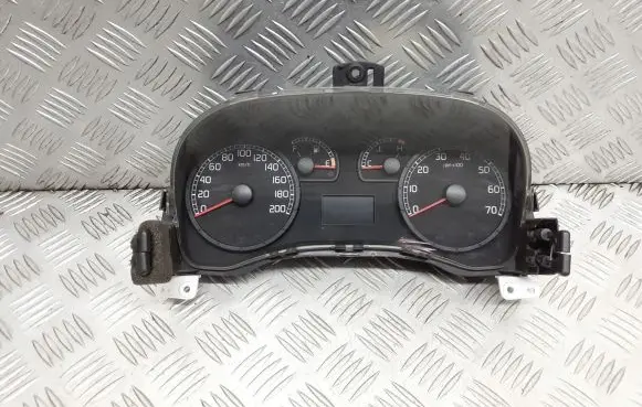 Fiat Punto (188) Speedometer (instrument cluster) 46833368
