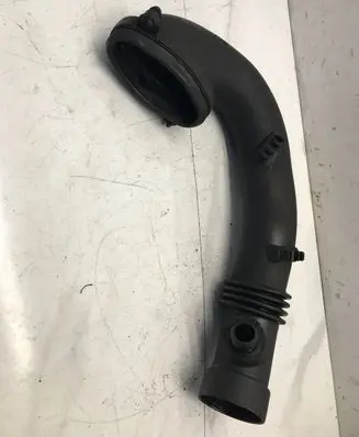 BMW 5 E60 E61 Turbo air intake inlet pipe/hose 7786013 10866710