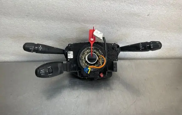 Peugeot 208 I Tailgate/trunk/boot open switch DOPEUGEOT208I1