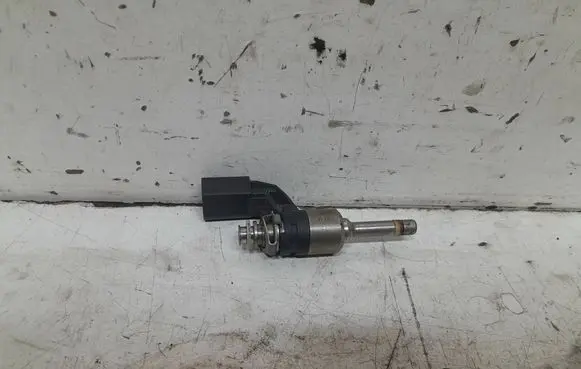 Volkswagen Golf V Fuel injector 03C906036E