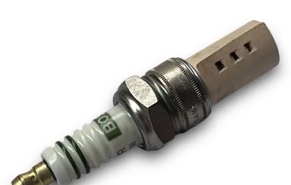 Alfa Romeo 166 Spark plug S668 7686643