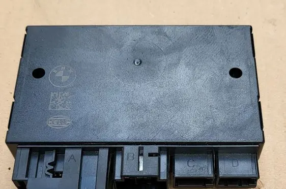 BMW X3 F25 Tow bar trailer control unit/module 6879426