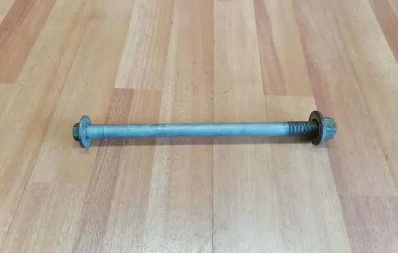 BMW 5 E60 E61 Rear suspension camber bolt 33306760598 6760598 6760383
