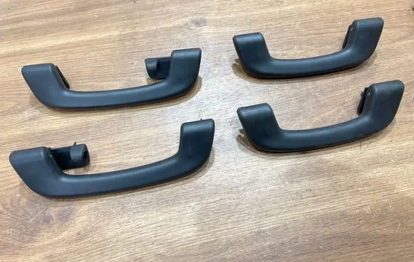BMW 5 F10 F11 A set of handles for the ceiling 