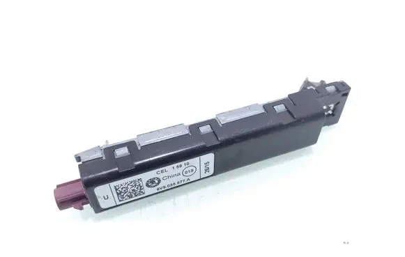 Skoda Fabia Mk3 (NJ) Aerial antenna amplifier 6V9035577A