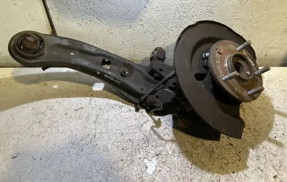Dodge Journey Rear wheel hub