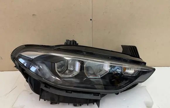 Fiat Tipo Headlight/headlamp 52094989 01057099900010 000861017101700017