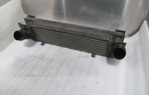 BMW 1 F20 F21 Intercooler radiator 7600530
