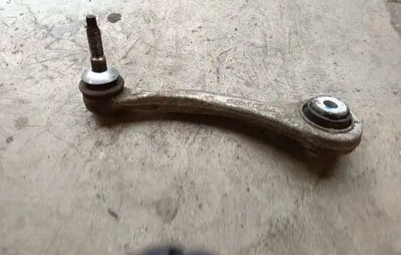 BMW X5 E70 Rear control arm J4546061T6 SAEJ4546061T6