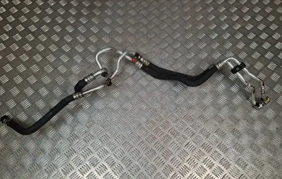 BMW 7 F01 F02 F03 F04 Coolant pipe/hose 7588942