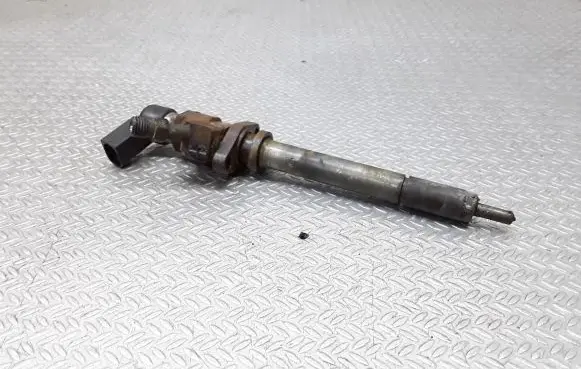 Volvo V50 Fuel injector 9647247280