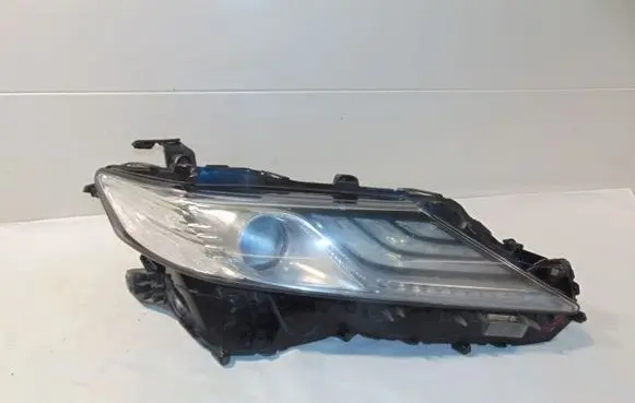 Toyota Camry VIII XV70 Headlight/headlamp 8114533E11 8101633E70 8990833060