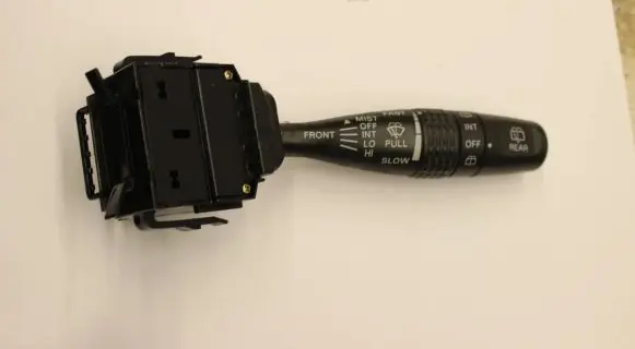 Mitsubishi Pajero Wiper control stalk 17D714