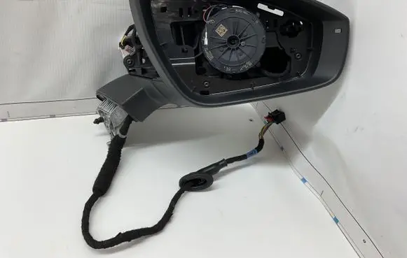 Volkswagen Tiguan Front door electric wing mirror 571857502BF