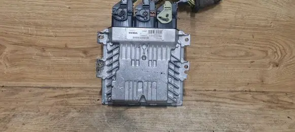 Volvo V50 Engine control unit/module 31336000 S180134100 SID807
