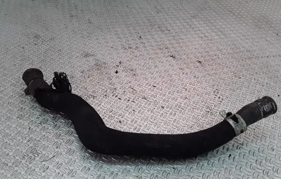 Peugeot 607 Engine coolant pipe/hose