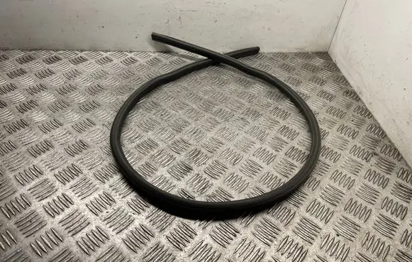 BMW X1 E84 Engine compartment rubber 2990363