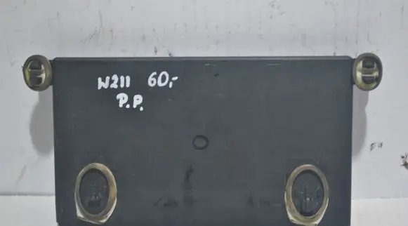 Mercedes-Benz E W211 Door control unit/module 2118201685