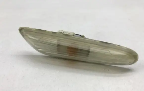 BMW 3 E90 E91 Front fender indicator light 7253326