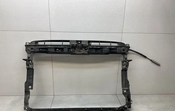 Volkswagen Golf VII Radiator support slam panel 5G0805588AC