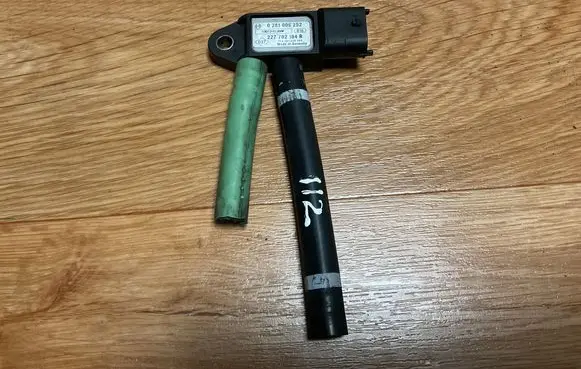 Renault Megane III Exhaust gas pressure sensor 0281006252 227702184R 130121T1339F
