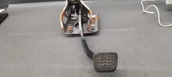 Toyota Corolla Verso E121 Clutch pedal 