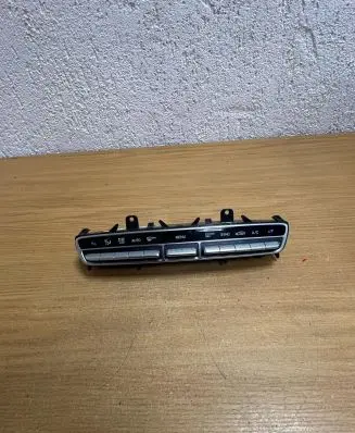 Mercedes-Benz GLC X253 C253 Climate control unit A2059058813 A2C1115200001