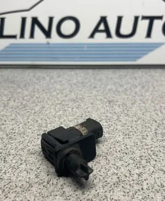 BMW 5 E39 Bonnet alarm switch sensor 8352229