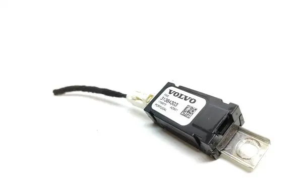 Volvo S90, V90 Aerial antenna amplifier 31384303 17W374