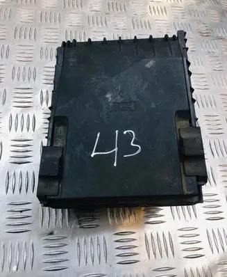 Volkswagen PASSAT B6 Fuse box set