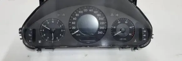 Mercedes-Benz E W211 Speedometer (instrument cluster) A2115408747 88311391 110080284