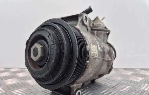 Mercedes-Benz C W204 Air conditioning (A/C) compressor (pump) A0032304811 01M06537 4471500900