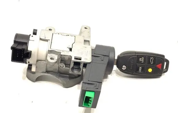 Volvo XC90 Ignition lock 8626324