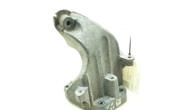 Mercedes-Benz E C207 W207 Engine mounting bracket A6512230004