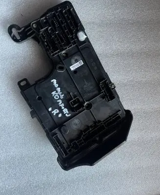 Tesla Model 3 Comfort/convenience module 156745400B