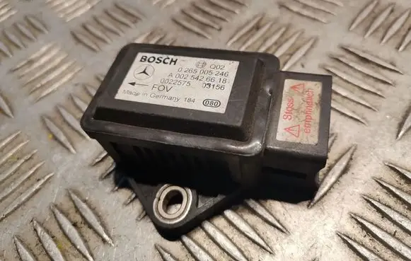 Mercedes-Benz E W211 Yaw turn rate sensor 0025426618