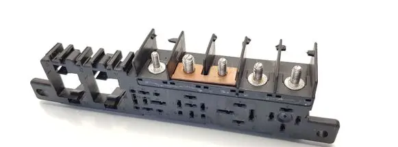 Volkswagen PASSAT B5 Fuse module 8L0941822A
