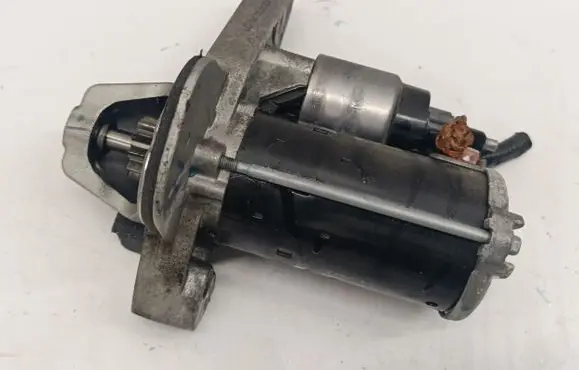 Nissan Qashqai J12 Starter motor 233006UB0B